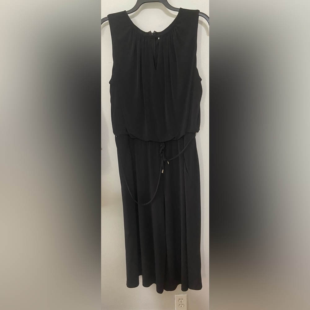 London Times Woman 18W black sleeveless jumpsuit with pockets